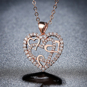 LoveFlow – Romantic Interlocking Necklace