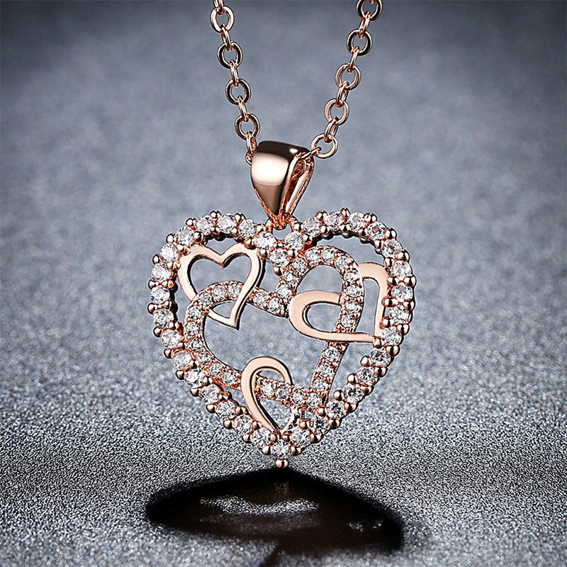 LoveFlow – Romantic Interlocking Necklace
