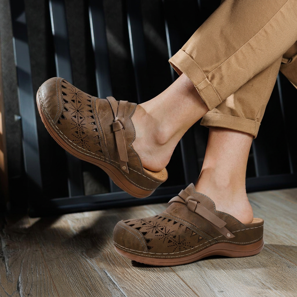 Rosalie — Laser-Cut Clog with Bow Detail