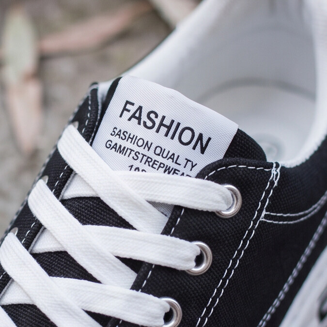 CanvaLift — Platform Sneaker with Stitched Label Details