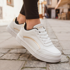 Stella — Platform Sneaker with Metallic Accents