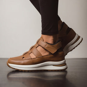 StrapLift — Platform Sneaker with Hook-and-Loop Straps