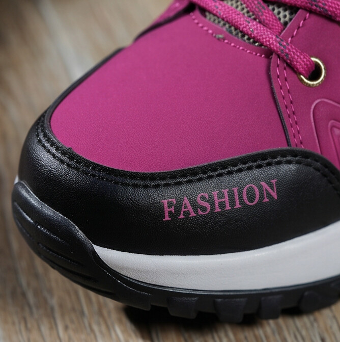 Waveline — Platform Sneaker with Visible Air Cushion