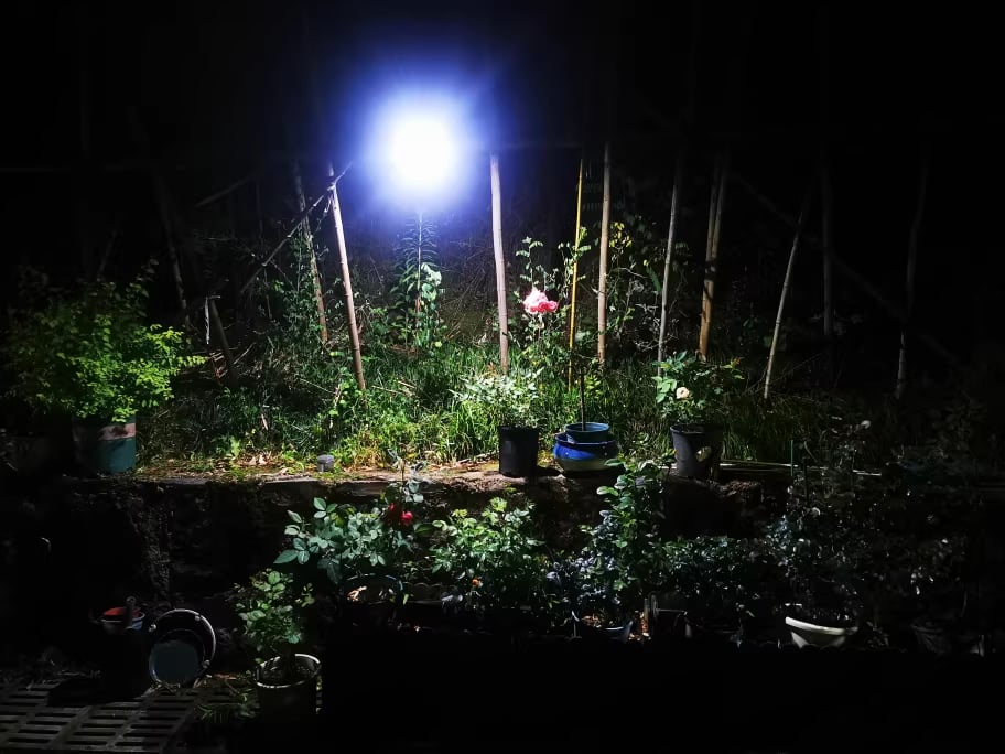 SunSense - Automatic Motion Garden Lights