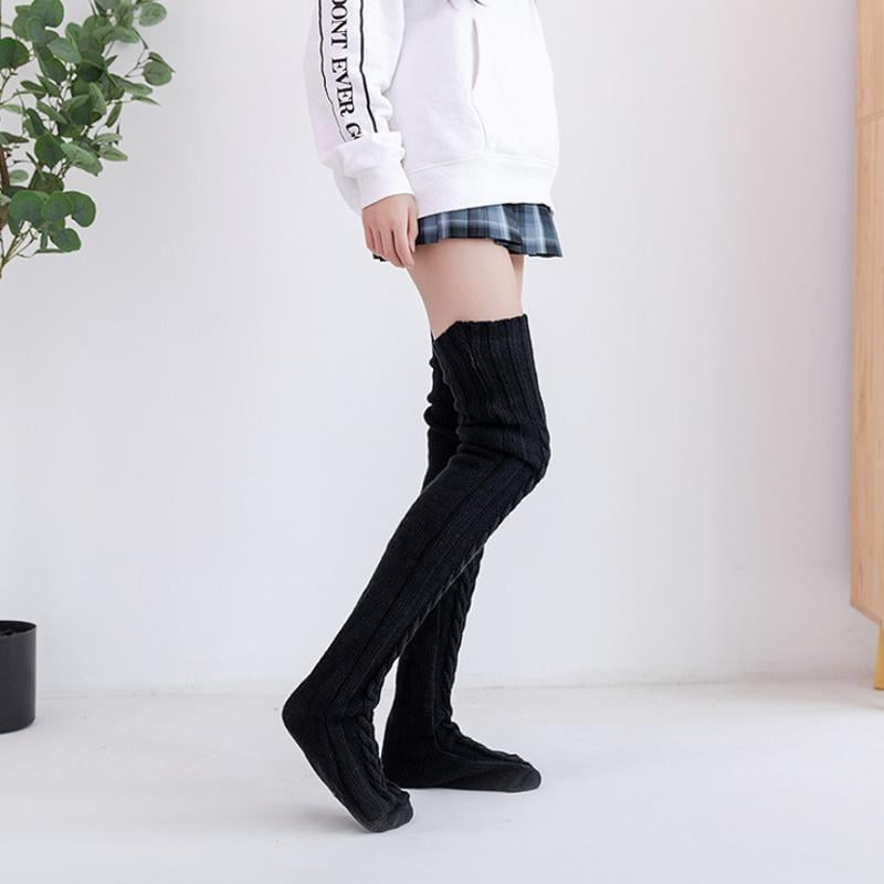 WinterHug – Premium Long Knit Socks