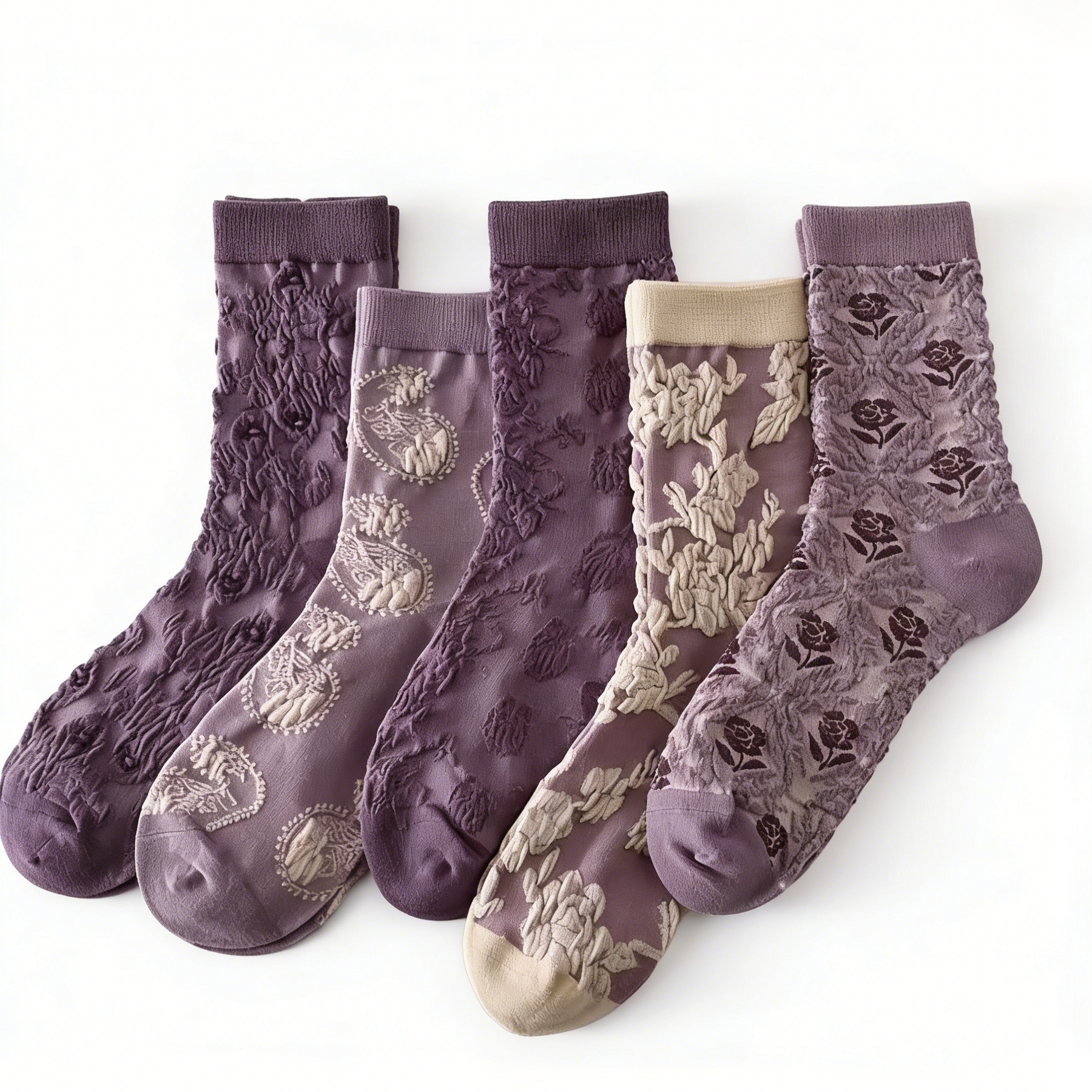LumeFlora – Soft Cotton Embroidered Flower Socks