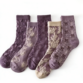 LumeFlora – Soft Cotton Embroidered Flower Socks