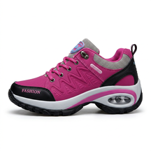 Waveline — Platform Sneaker with Visible Air Cushion