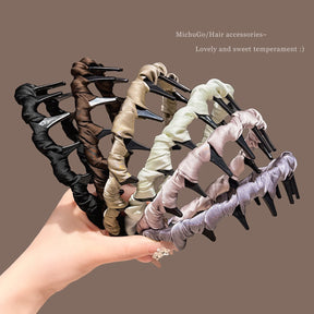 SkullGlam – Retro High Pearl Skull Headband