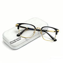 OptiClear – Multi-Focus Reading Glasses