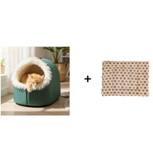 CozyPaws – Warm Retreat Pet Bed