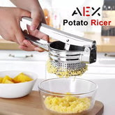 Squezzo – Portable Juice Maker
