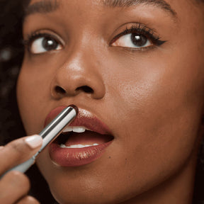 BeeLuxe – Gloss & Nourish Balm