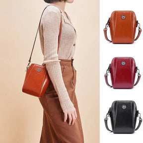 PocketChic – All-Match Vertical Cellphone Bag