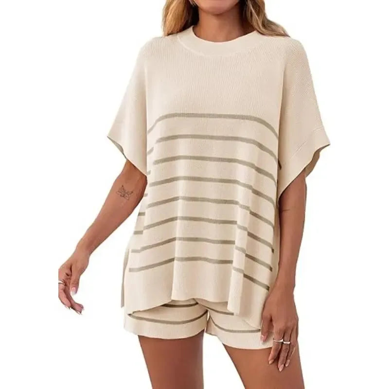 BellaVive – Chic Striped Loungewear Outfit Set