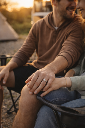 MagnaLuxe – Elegant Stainless Steel Magnetic Ring