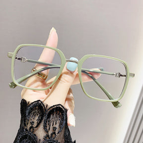 FocusPro – HD Auto-Adjust Reading Glasses