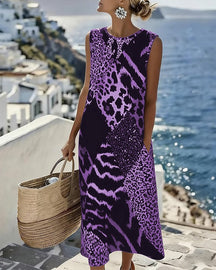 SavannaChic Midi – Leopard Shift Dress