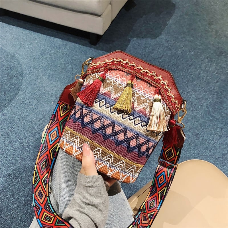 WovenRelic - Vintage Craft Shoulder Bag