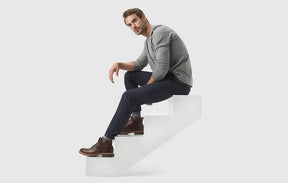 LuxeStride – Stylish Jetsetter Pants