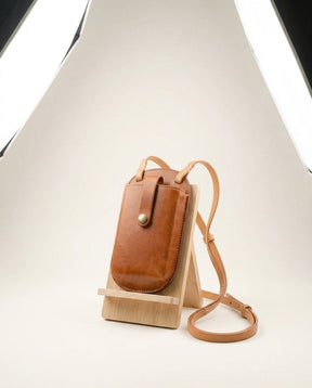 PocketLuxe – Premium Leather Crossbody Phone Bag
