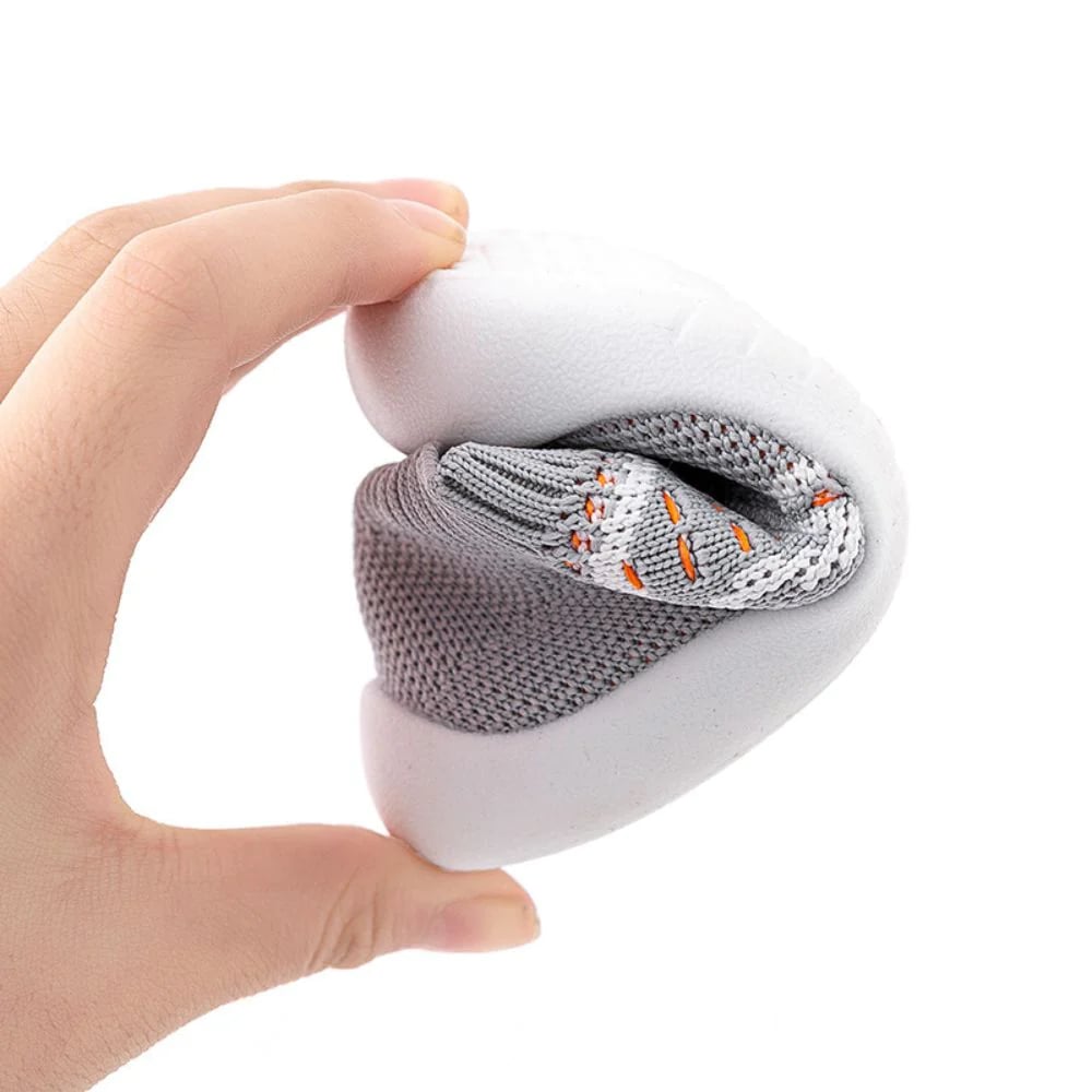 SnugSteps Baby – Anti-Slip Baby Slippers