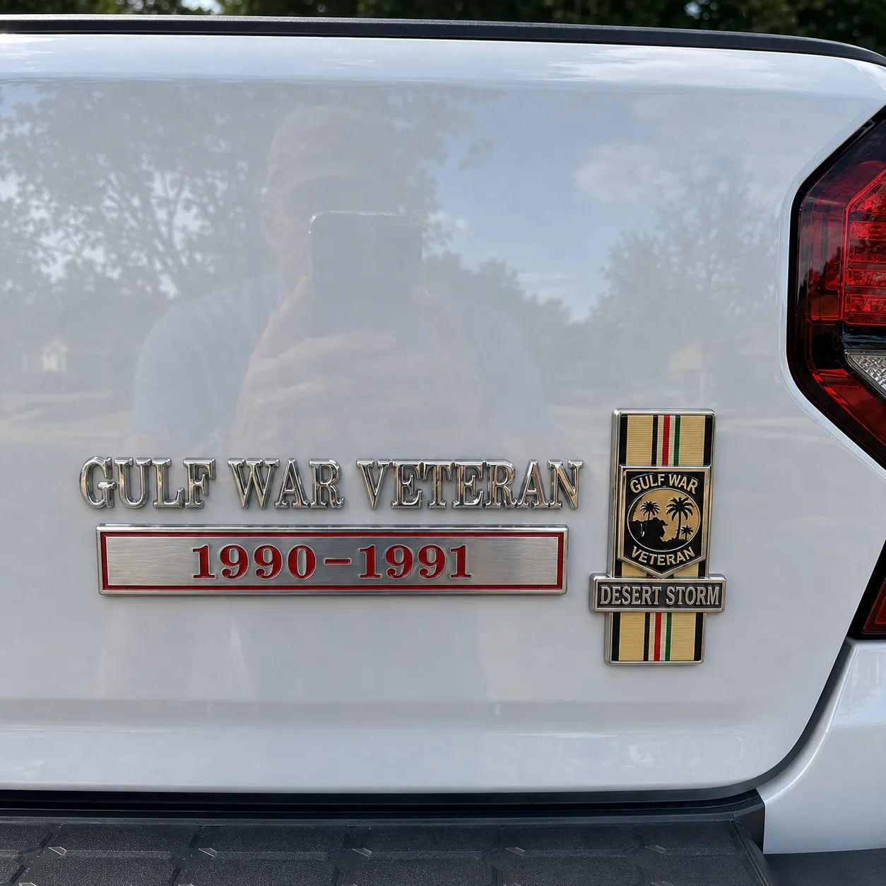ValorBadge – 1990–1991 Desert Storm Car Badge