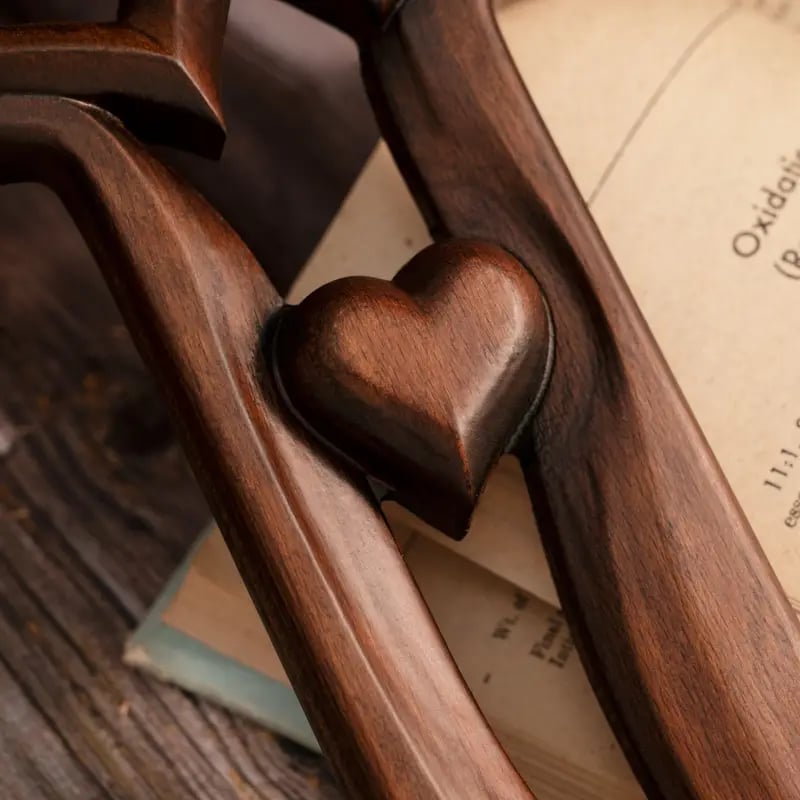 HeartFaith – Intertwined Heart Wooden Cross