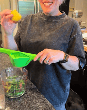 FreshSqueeze Max – Manual Citrus Juicer