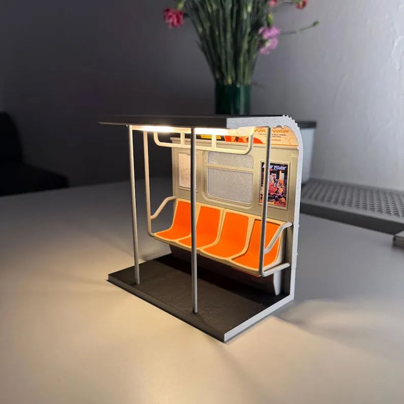 AuraTransit – NYC Subway Train Lamp