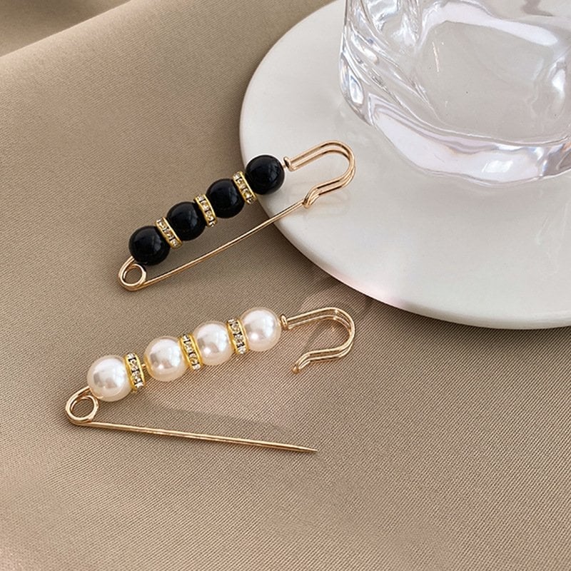 GleamPin - Fancy Rhinestones And Pearls Safety Brooch
