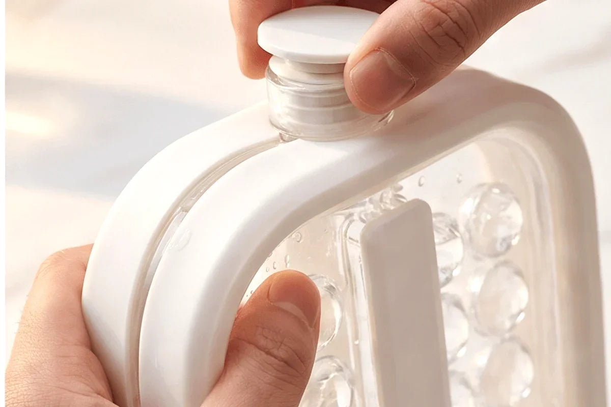 IceSphere – Portable Silicone Ice Ball Maker Kettle