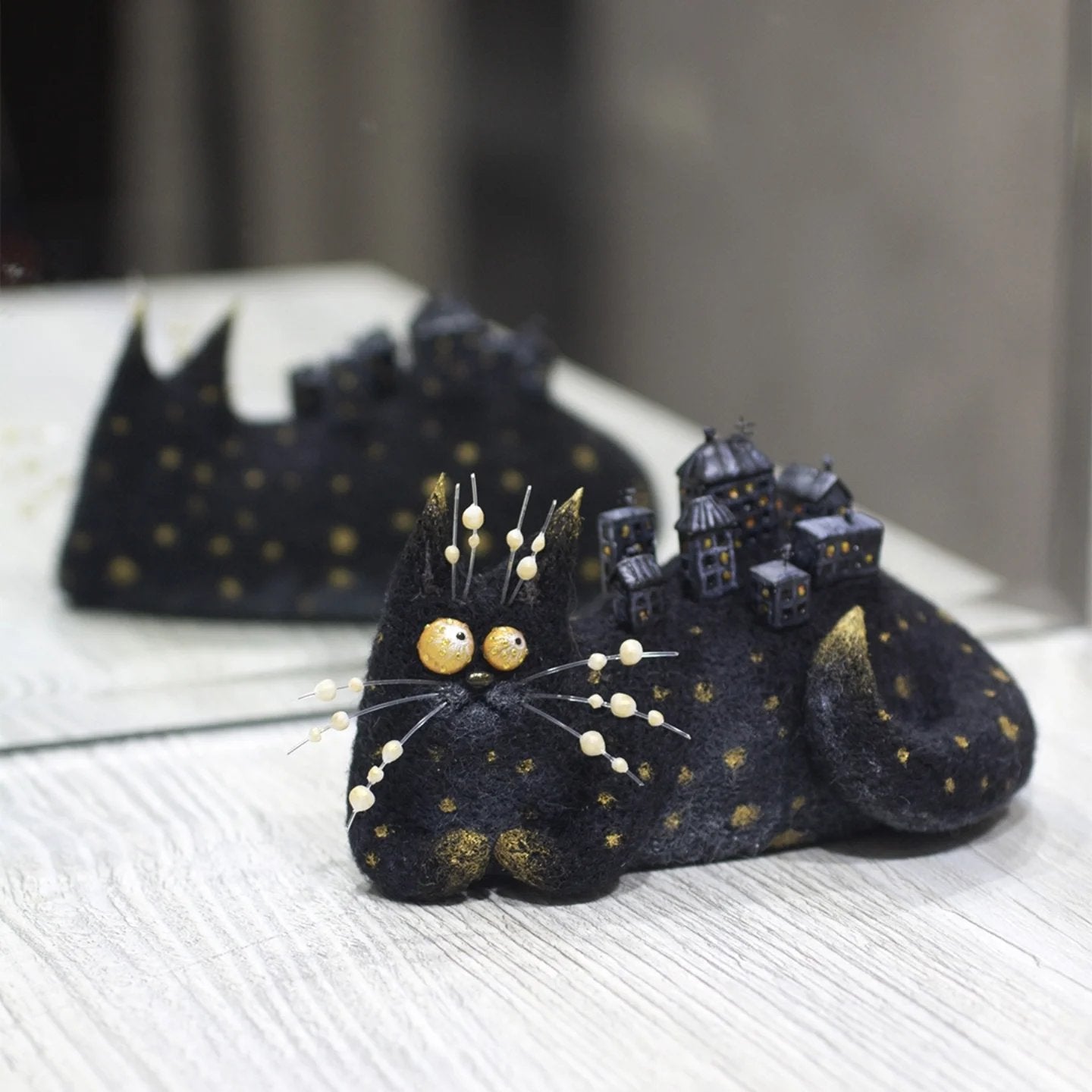 CurioCat - Soft Wool Figurine