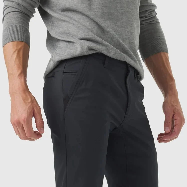 LuxeStride – Stylish Jetsetter Pants