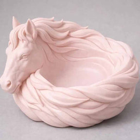 GoldenMane – Elegant Horse Bowl