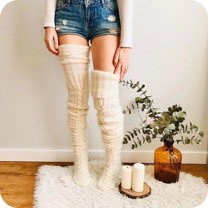 WinterHug – Premium Long Knit Socks