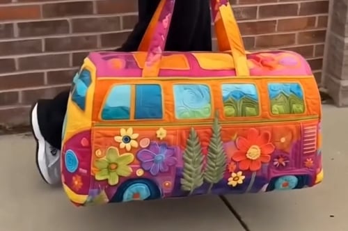 FloraVoyage – Quilted Floral Travel Duffel Bag