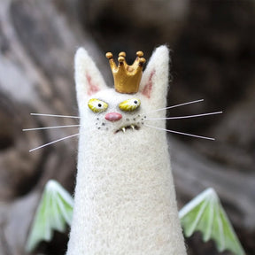 CurioCat - Soft Wool Figurine