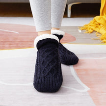 WarmEase – Indoor Non Slip Thermal Socks