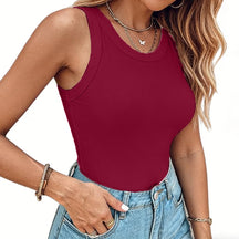 LunaFit – Seamless Comfort Ribbed Tank Top