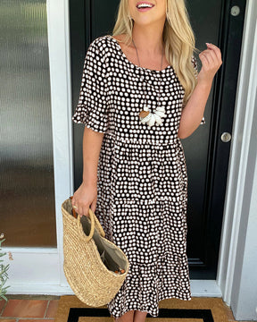EveCharm – Polka Dot Round Neck Midi Dress