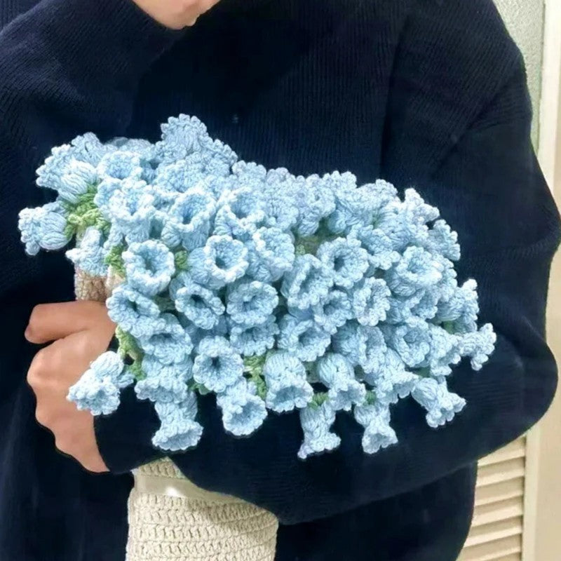 CozyBloom – Hand-Knitted Rose Blanket DIY Kit