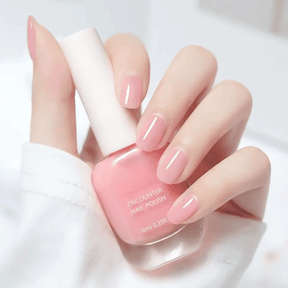 AquaGloss – Non-Toxic Water-Based Nail Polish