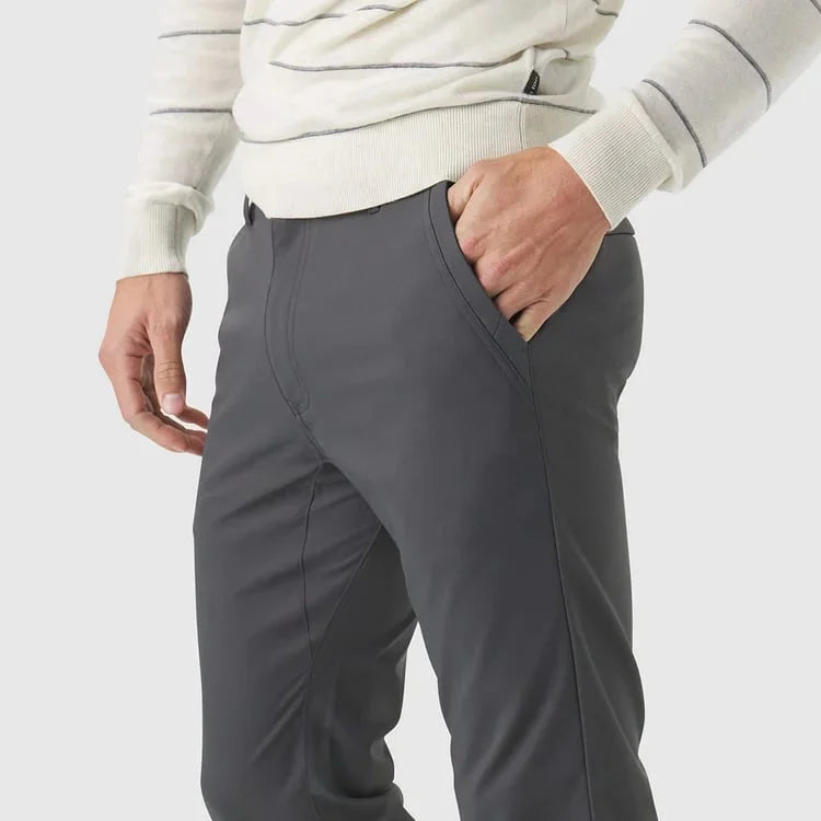 LuxeStride – Stylish Jetsetter Pants