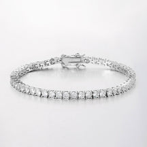 CrystalFlex – Luxury Sparkling Bracelet