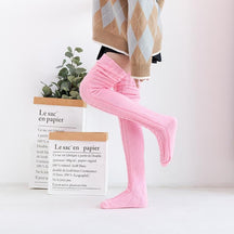 WinterHug – Premium Long Knit Socks