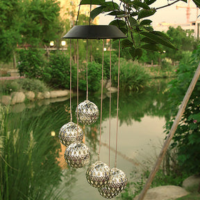 LunaBreeze Chime – Weatherproof Solar Garden Light Charm