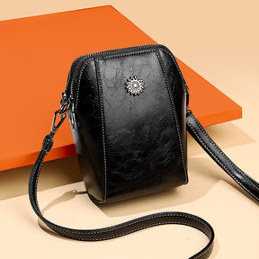PocketChic – All-Match Vertical Cellphone Bag