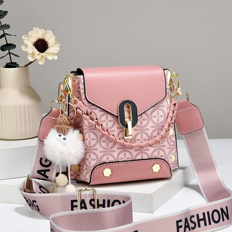 UrbanLuxe – Fashion Chain Handle Bag