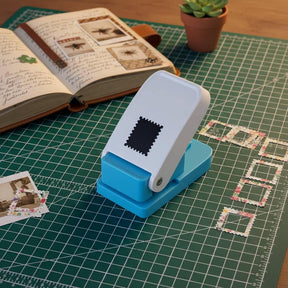 RetroStamp – Decorative Paper Cutter